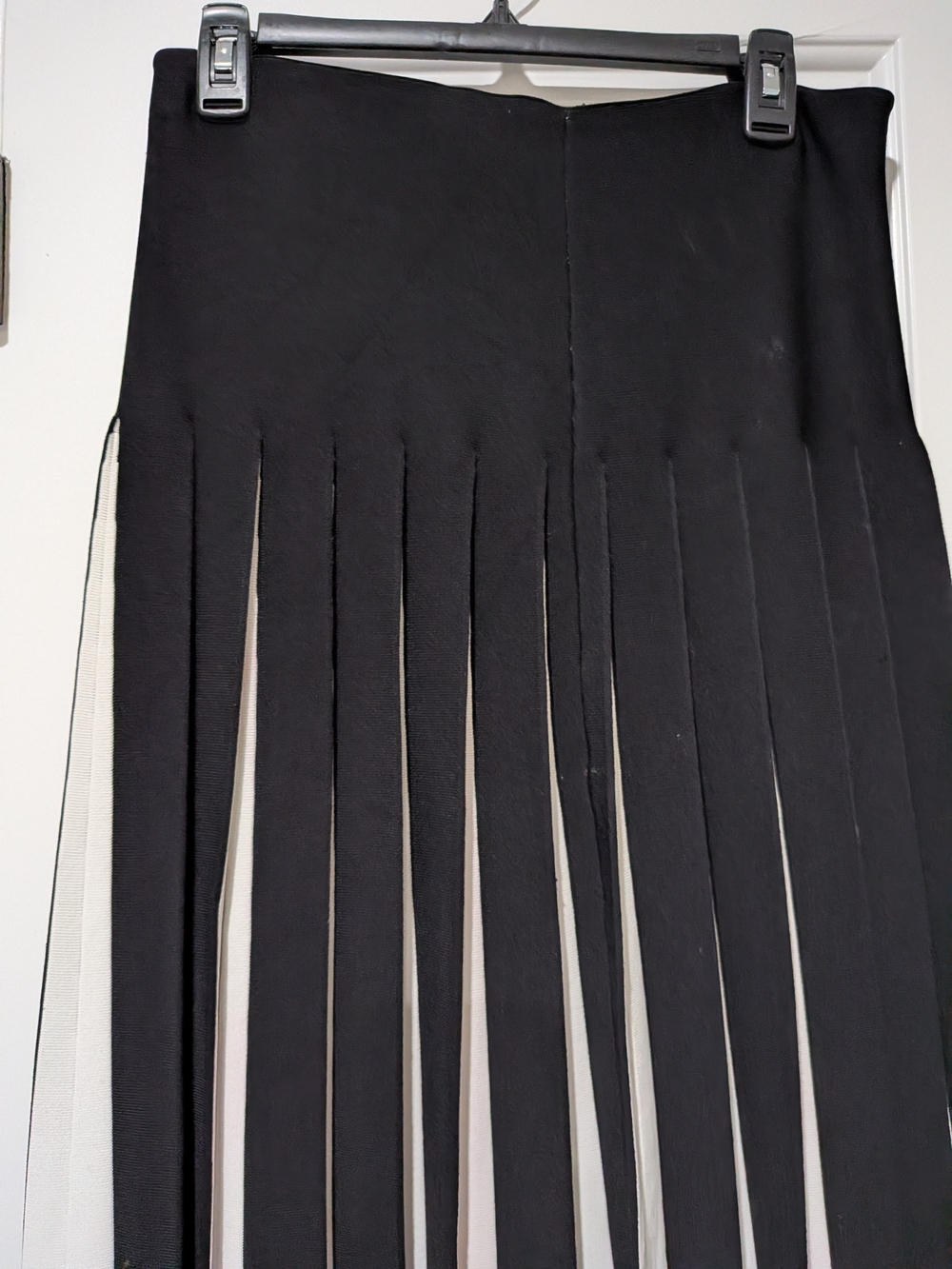 Apparalel Infiniti Skirt Size XL - Picture 2 of 6